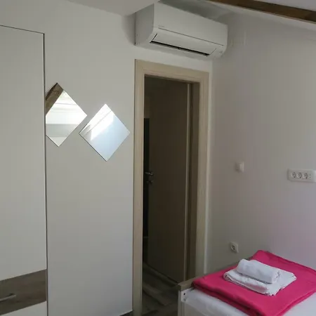 Family Apartment Baška Extérieur photo