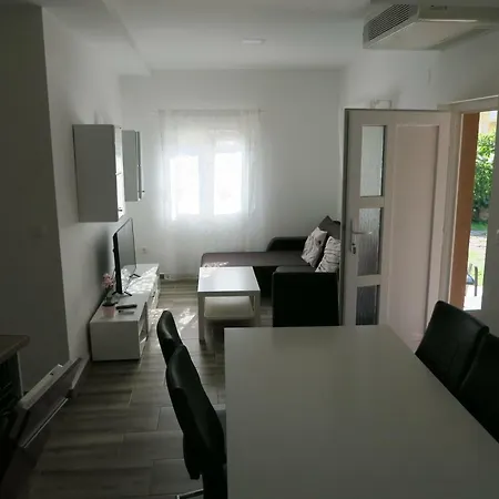 Family Apartment Baška Extérieur photo