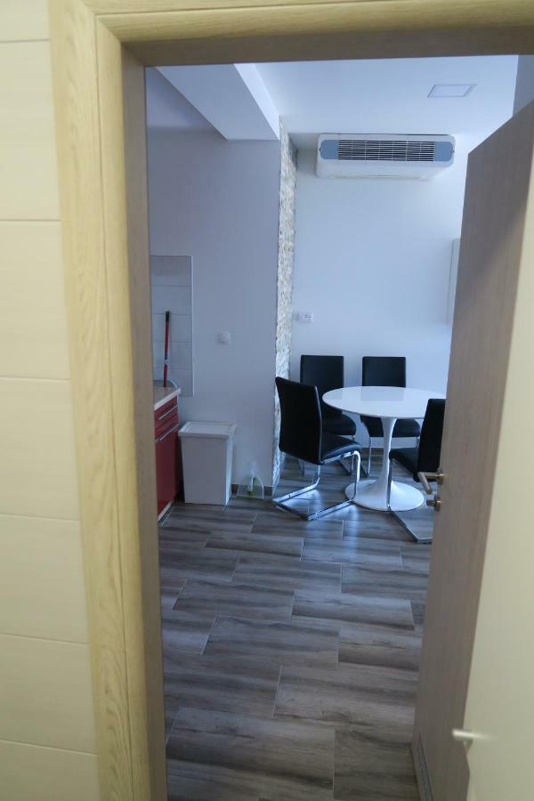 Family Apartment Baska (Krk)
