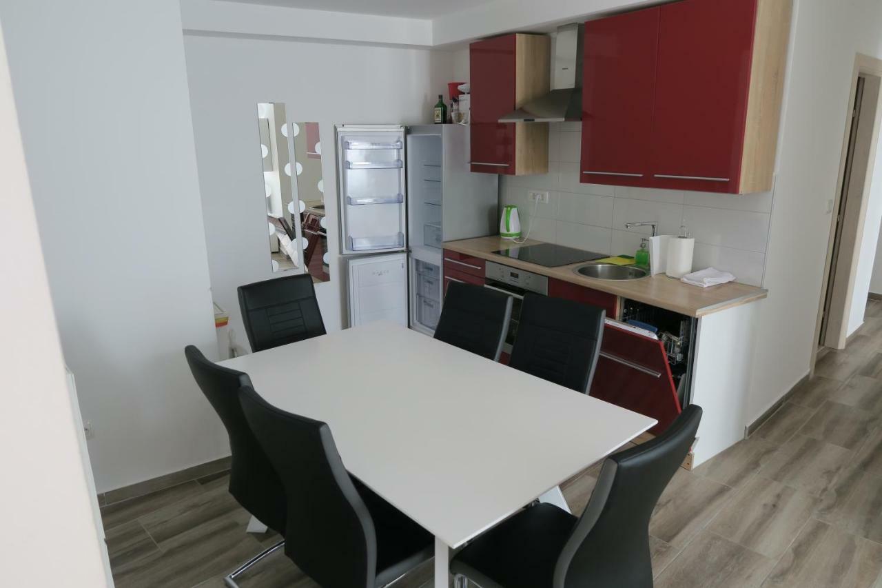 Apartment Family